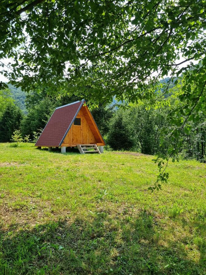 Glamping House ˇvitaˇ โทลมิน ภายนอก รูปภาพ