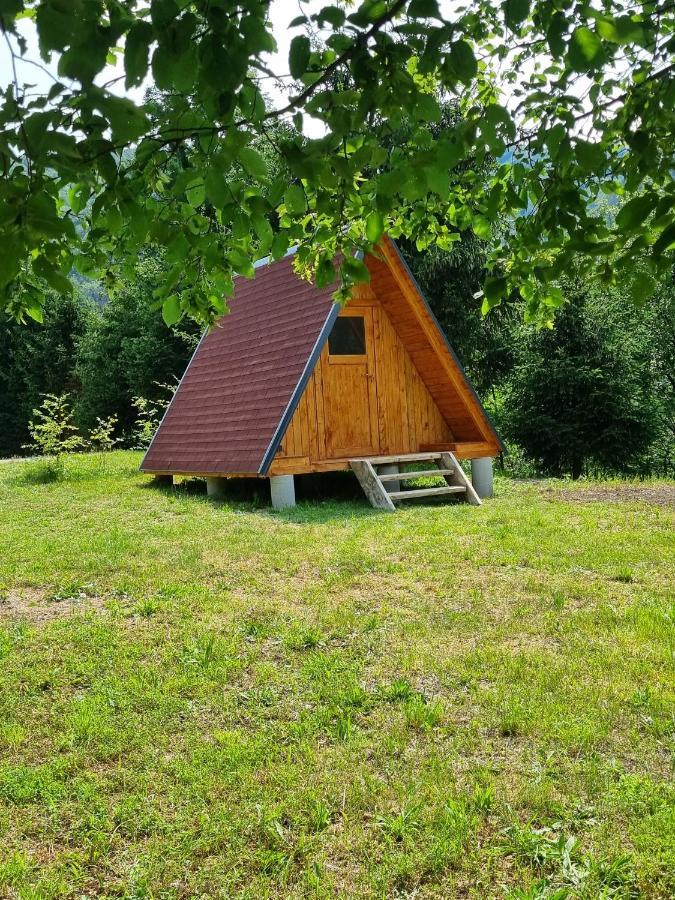 Glamping House ˇvitaˇ Hotel โทลมิน ภายนอก รูปภาพ